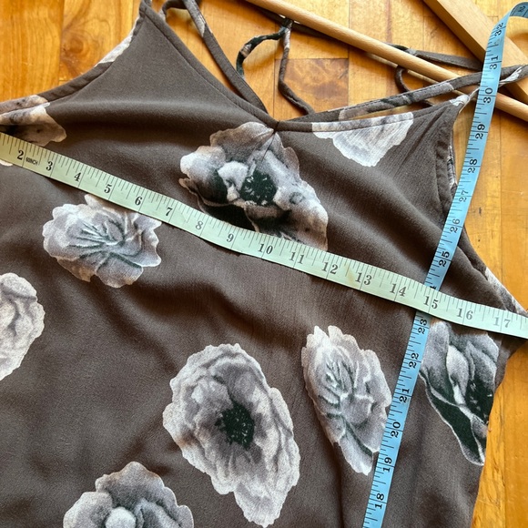 3/$25 Devoted luxury apparel floral strappy dress M - Picture 5 of 10